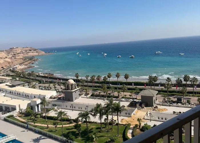 Porto Sokhna And Sea View And Pool *
